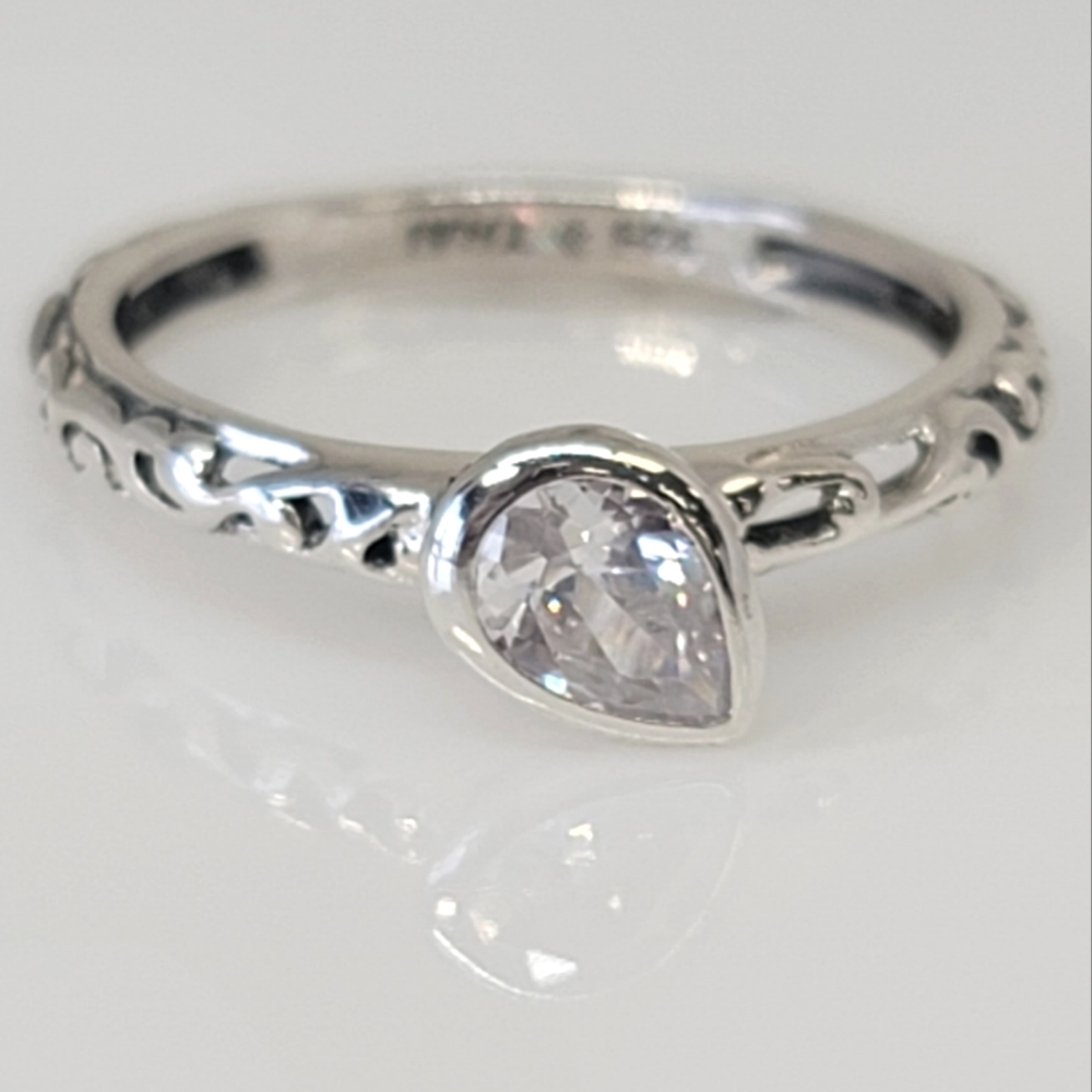 Silpada Belle Fleur Stackable Ring - image 2